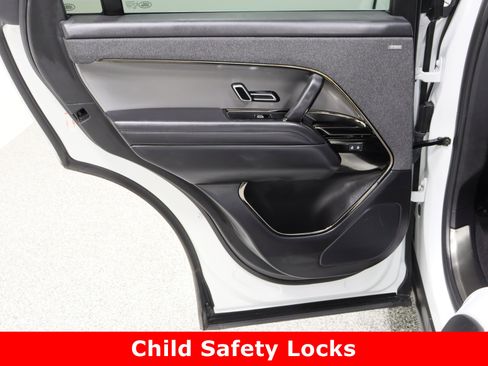 Used 2024 Land Rover Range Rover Sport SE image 29