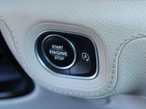 Used 2024 Mercedes-Benz GLS 450 4MATIC image 26