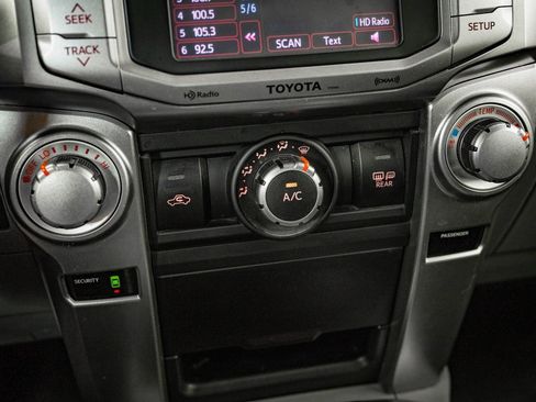 Used 2013 Toyota 4Runner SR5 image 34