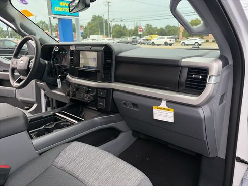 New 2027 Ford F250 XLT w/ Snow Plow Prep Package AWD/4WD image 30