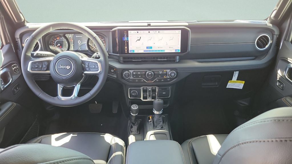 New 2026 Jeep Wrangler Unlimited Sahara AWD/4WD image 11