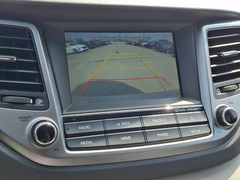 Used 2018 Hyundai Tucson SEL w/ Winter Package AWD/4WD image 24