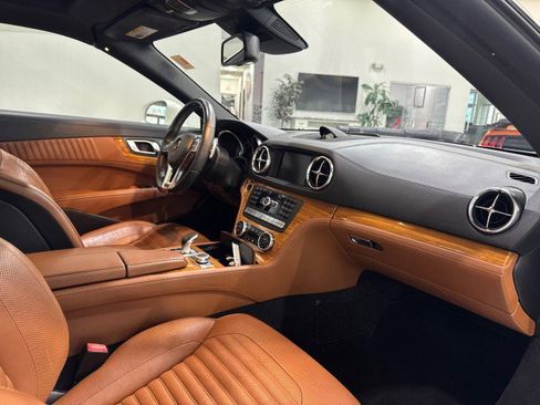 Used 2013 Mercedes-Benz SL 550 Designo Premium PKG $119K w/ Premium Pkg image 23
