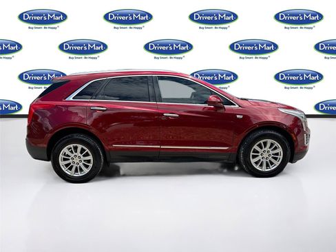 Used 2017 Cadillac XT5 Premium Luxury FWD image 8