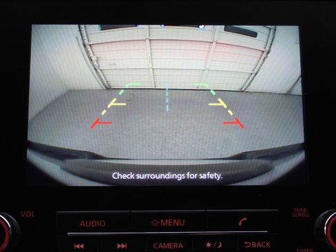 Used 2022 Nissan Frontier S w/ Technology Package AWD/4WD image 13