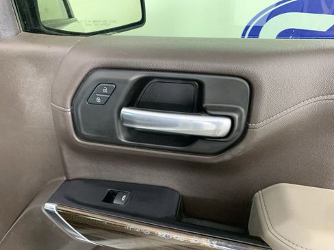 Used 2019 Chevrolet Silverado 1500 LT w/ All-Star Edition image 40