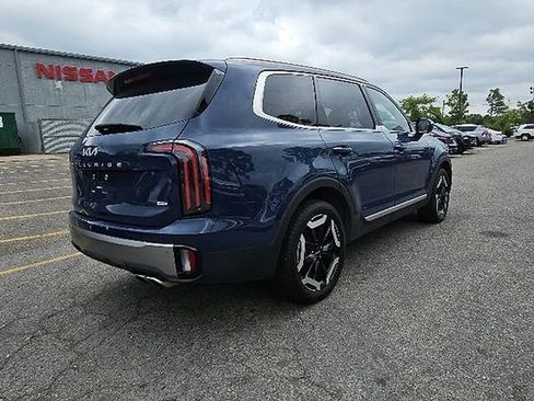 Used 2025 Kia Telluride EX AWD/4WD image 12
