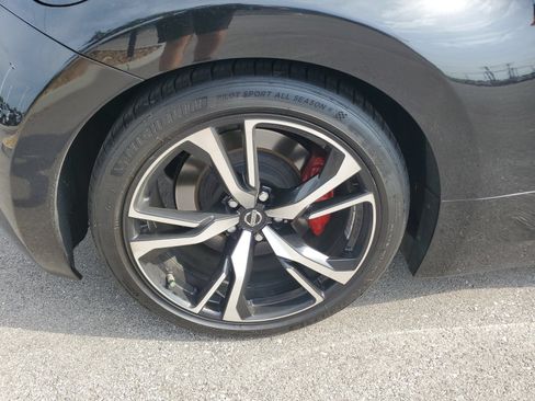 Used 2019 Nissan 370Z Touring Sport RWD image 5