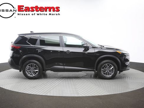 Used 2023 Nissan Rogue S AWD/4WD image 39