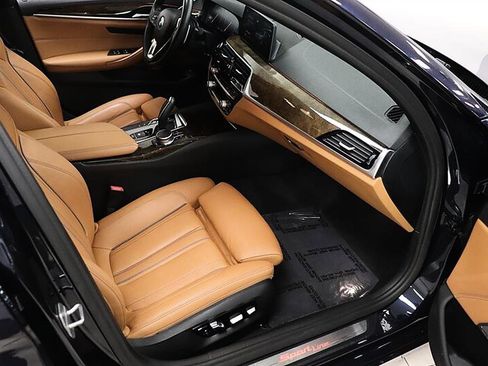 Used 2019 BMW 540i w/ Premium Package image 66
