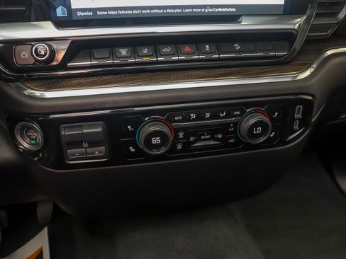 Used 2024 Chevrolet Silverado 2500 LT AWD/4WD image 24