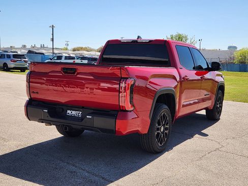 Used 2024 Toyota Tundra Limited AWD/4WD image 37