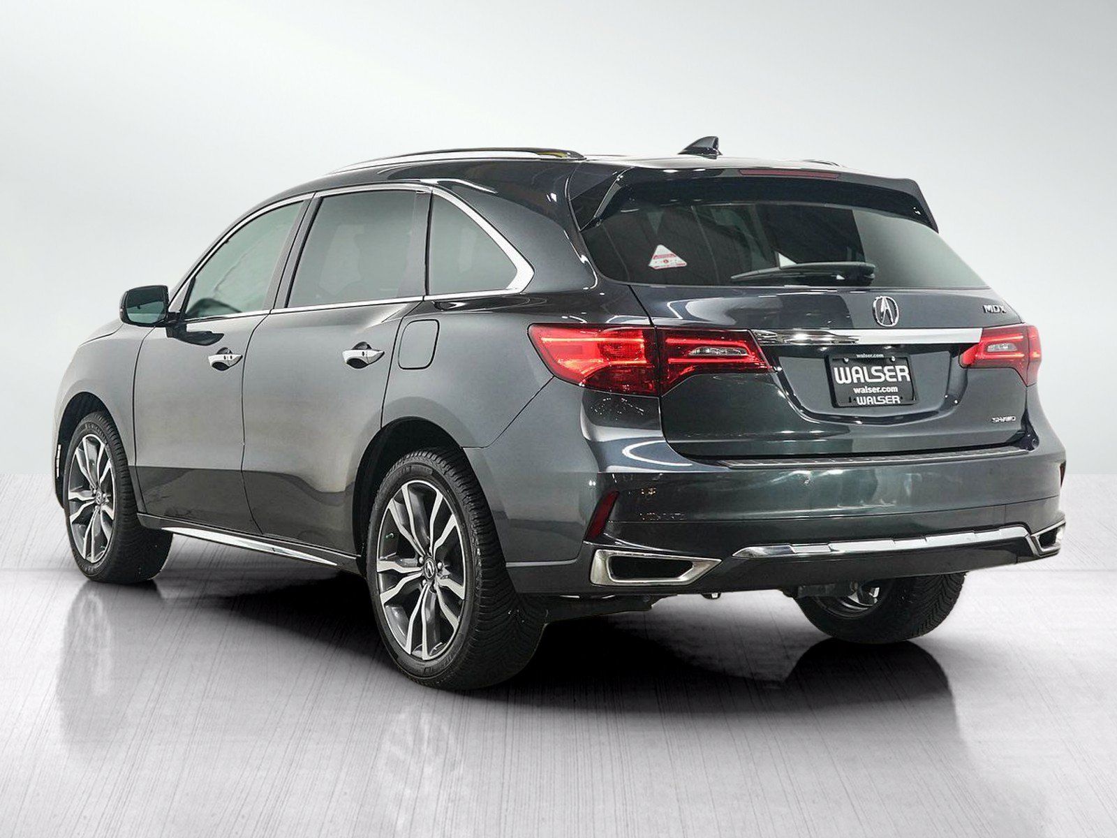 Used 2019 Acura MDX w/ Advance Package AWD/4WD image 3