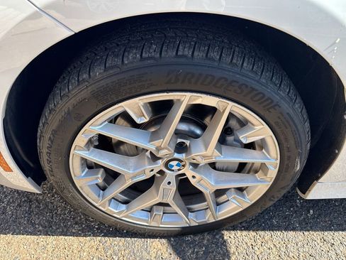 Used 2025 BMW 330i xDrive Sedan AWD/4WD image 42