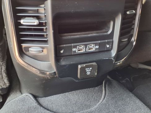 Used 2024 RAM 3500 Limited image 16