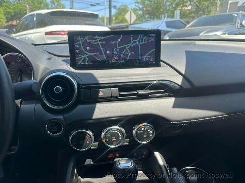 Used 2024 MAZDA MX-5 Miata Grand Touring w/ Weather Package RWD image 16