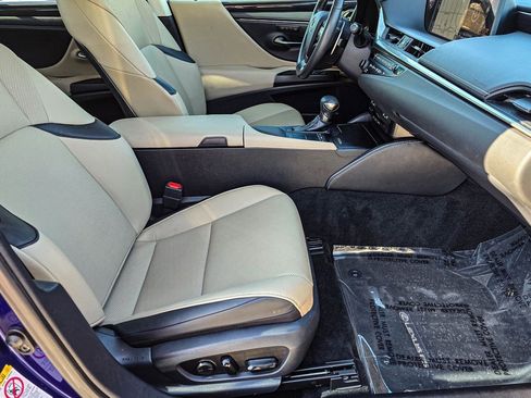 Used 2019 Lexus ES 350 w/ Premium Package image 38