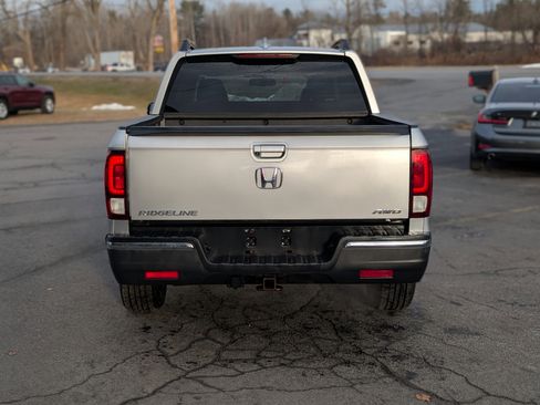 Used 2017 Honda Ridgeline RTL-T image 9