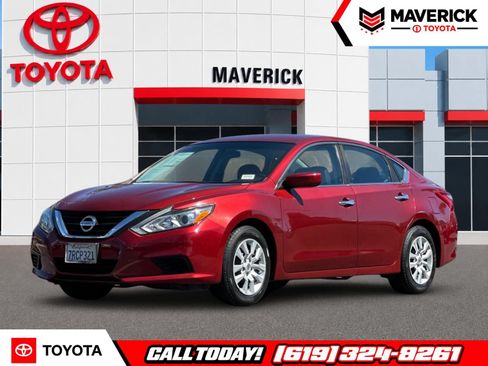 Used 2016 Nissan Altima 2.5 S w/ Power Driver Seat Package FWD image 1