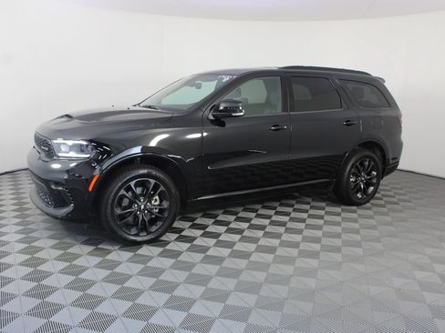 Used 2025 Dodge Durango GT AWD/4WD image 2