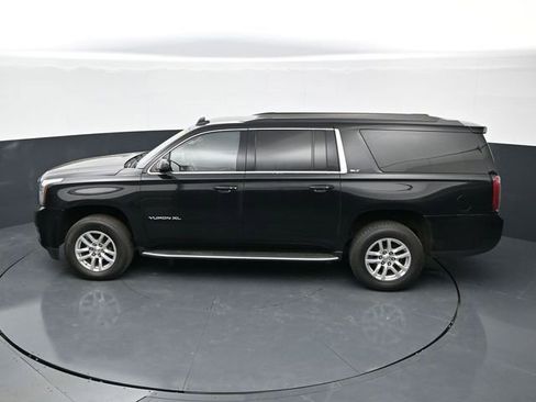 Used 2020 GMC Yukon XL SLT AWD/4WD image 12