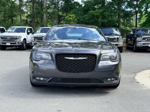 Used 2015 Chrysler 300 S RWD image 2