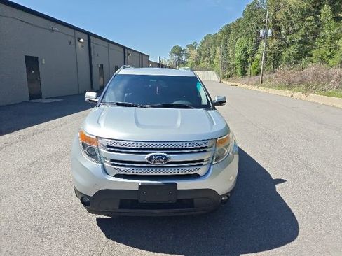 Used 2014 Ford Explorer Limited image 7