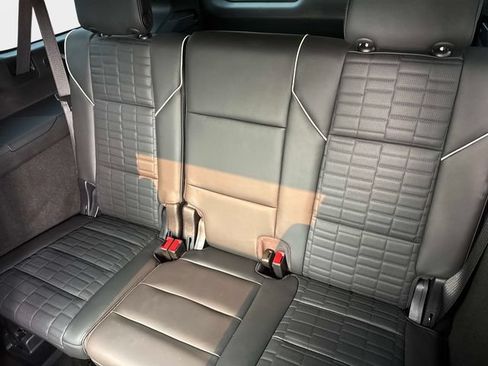 Certified 2026 Cadillac Escalade ESV V AWD/4WD image 14