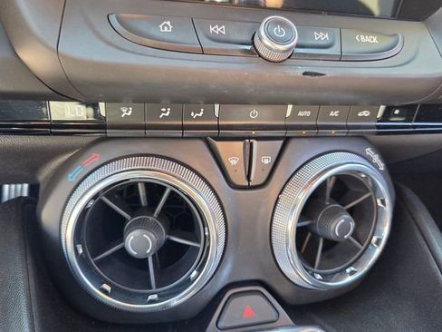 Used 2019 Chevrolet Camaro LT w/ RS Package image 24