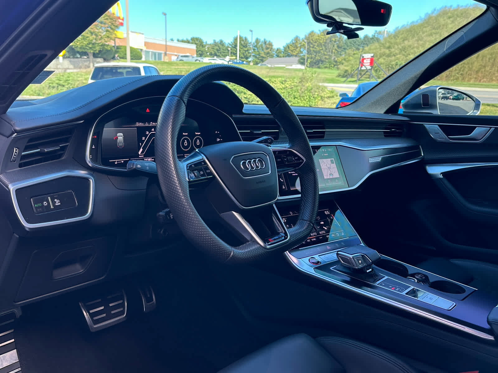 Used 2023 Audi RS 6 AWD/4WD image 7