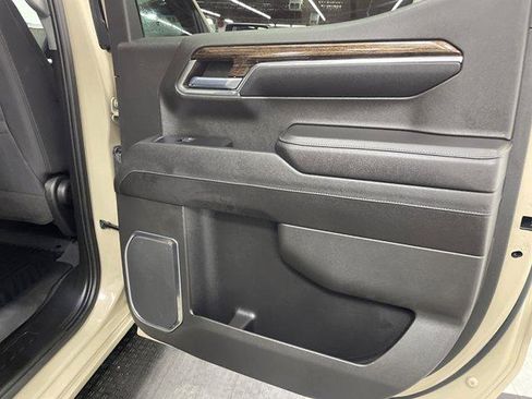 Used 2023 GMC Sierra 1500 Elevation AWD/4WD image 13