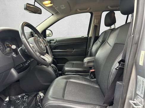 Used 2017 Jeep Compass Sport w/ Power Value Group image 11