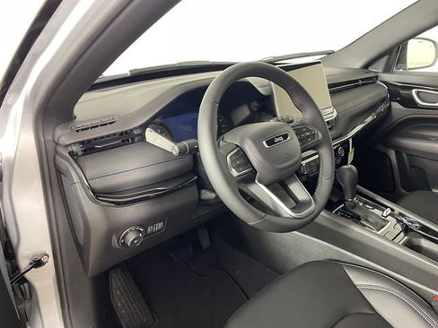 New 2026 Jeep Compass Limited image 2