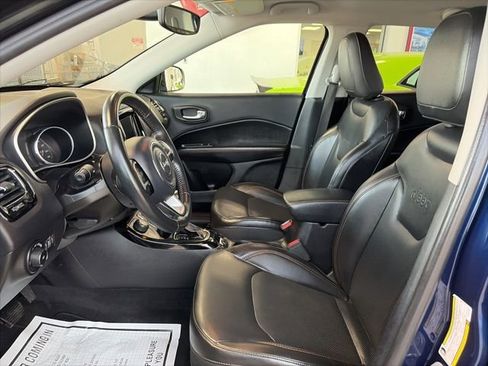 Certified 2018 Jeep Compass Limited w/ Navigation Group image 13