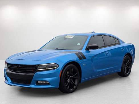 Used 2018 Dodge Charger R/T w/ Blacktop Package image 1