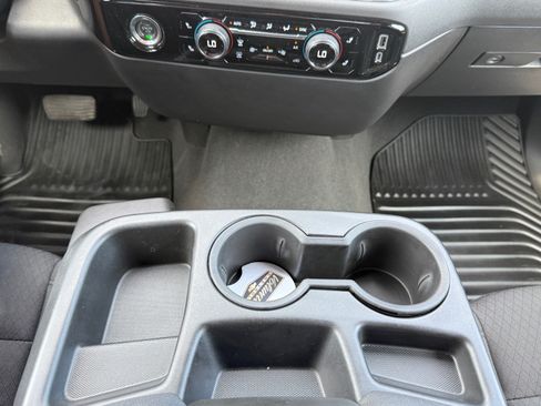 Used 2024 Chevrolet Silverado 1500 LT AWD/4WD image 19