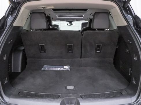 Used 2020 Buick Enclave Avenir w/ Avenir Technology Package FWD image 32