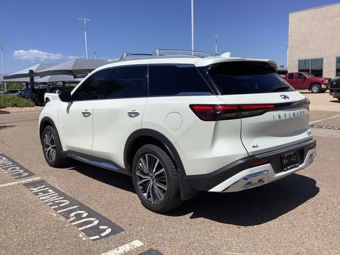 Used 2022 INFINITI QX60 Sensory w/ Cargo Package AWD/4WD image 3