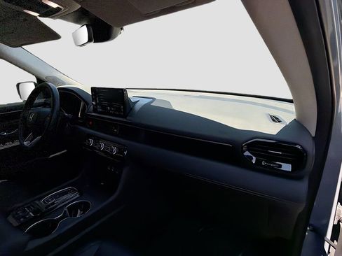 Used 2024 Honda Pilot Touring image 31