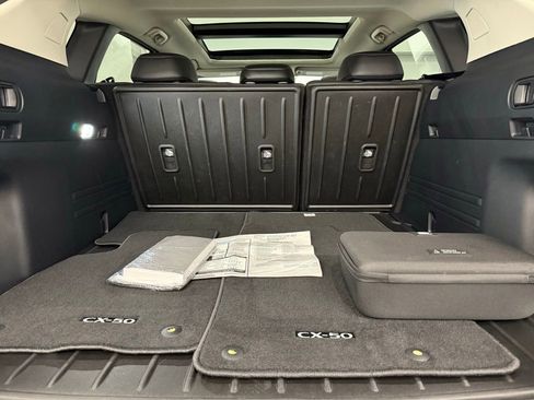 Used 2025 MAZDA CX-50 AWD 2.5 S w/ Weather Package image 11