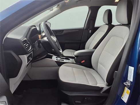 Used 2023 Ford Escape Active image 12