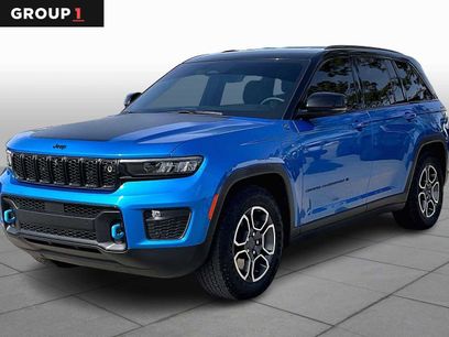 Used 2022 Jeep Grand Cherokee Trailhawk w/ Advanced Protech Group II