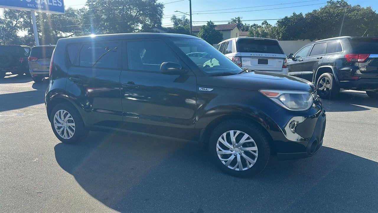 Used 2015 Kia Soul FWD image 8