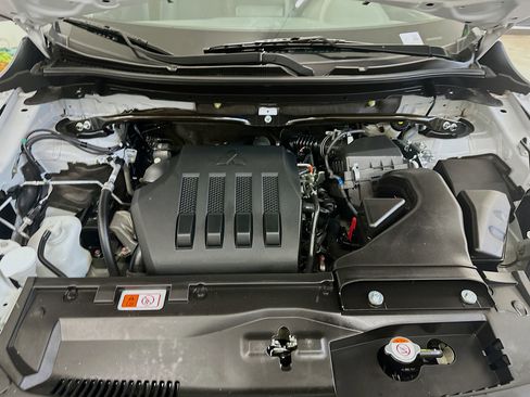 Used 2025 Mitsubishi Eclipse Cross SE AWD/4WD image 35