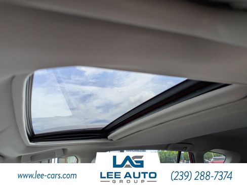 Used 2015 Toyota RAV4 XLE FWD image 16