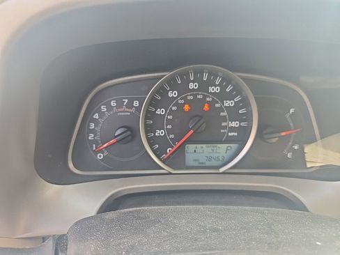 Used 2013 Toyota RAV4 LE image 16