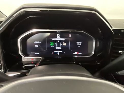 New 2026 GMC Sierra 1500 SLE AWD/4WD image 18