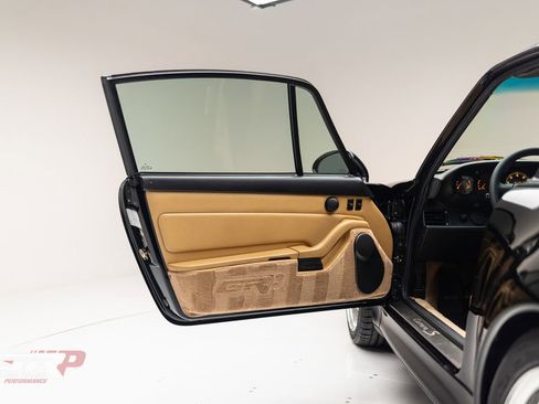 Used 1996 Porsche 911 GT3 RS image 19