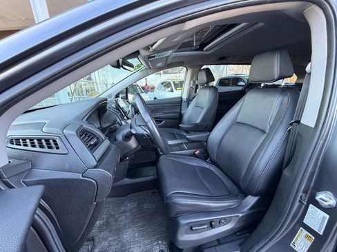 Used 2024 Honda Odyssey EX-L image 13