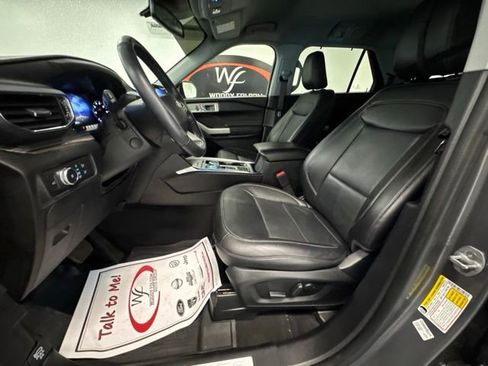Used 2022 Ford Explorer Limited w/ Equipment Group 301A RWD image 15